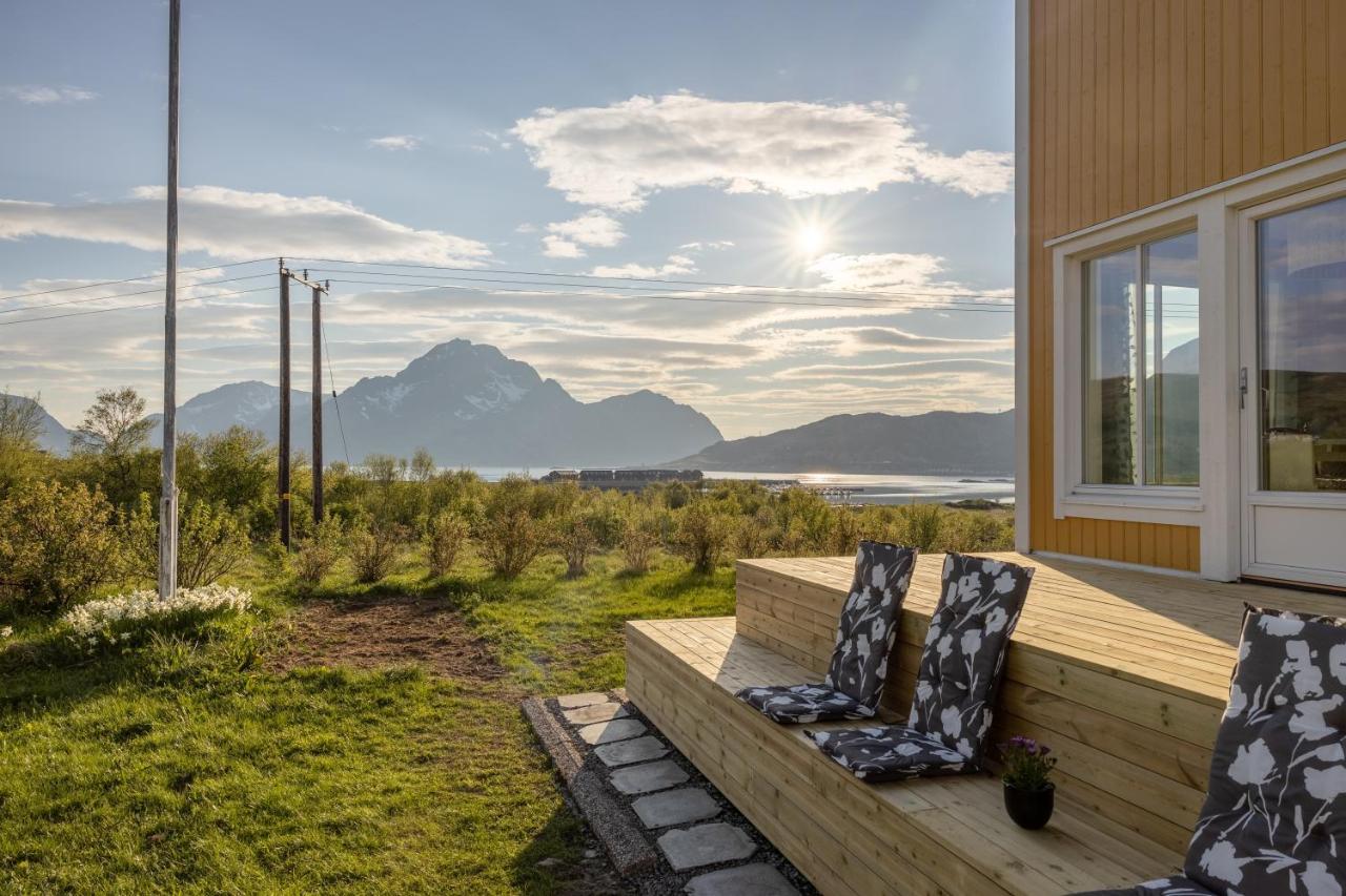 Pederstua, A Classic Fisherman'S Farm House In The Middle Of Lofoten Storeidet Kültér fotó